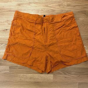 Eloquii Women's High Waisted Linen Short